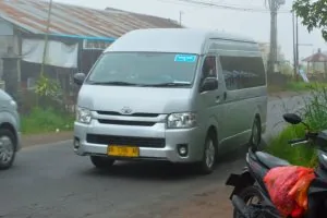 HiAce Commuter Malang